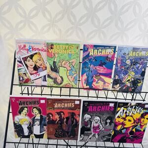 Archies 2 4-6, 5-6 Variants & Betty Veronica Volume 2:‎ 1 & Volume 3: 1 Lot